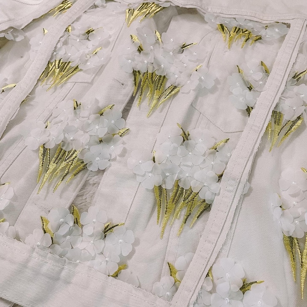 BOSTON PROPER DIY White Floral Lace Denim Jacket - Picture 2 of 6